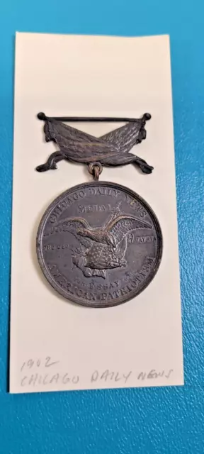 Rare Antique Chicago Daily News Medal for Essay on American Patriotism  c. 1902