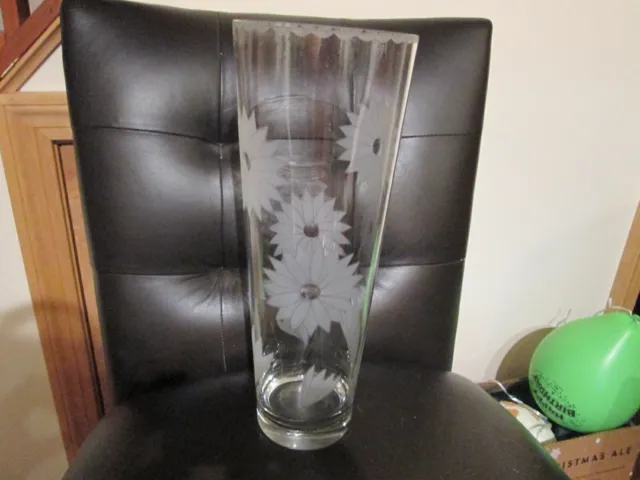 Antique Large Wheel Cut Etched Glass Vase With Sunflowers Or Daisys