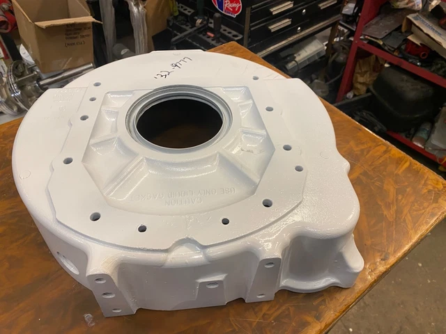 CAT 3208 Bell Housing Marine 132-9777 , aluminum. Used / Good Condition