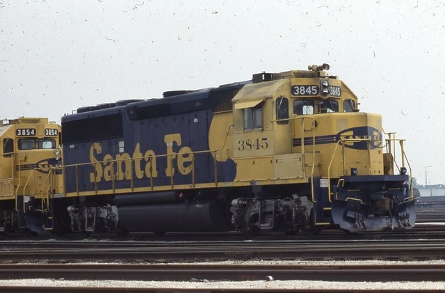 ATSF SANTA FE Railroad Train Locomotive 3845 CORWITH YARD IL 1990 Photo ...