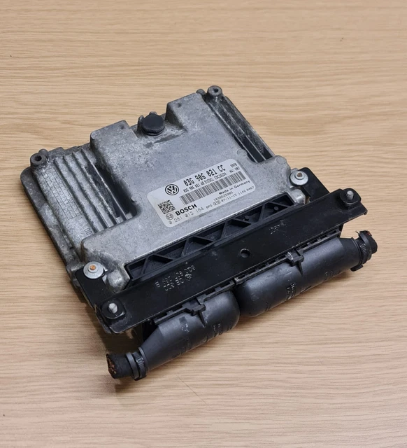 VOLKSWAGEN PASSAT ENGINE Control Unit Ecu 03G906021Cc 0281013164 £115. ...