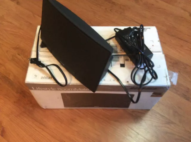Bose Lifestyle RoomMate Powered Speaker System Black With Adaptor Only Working