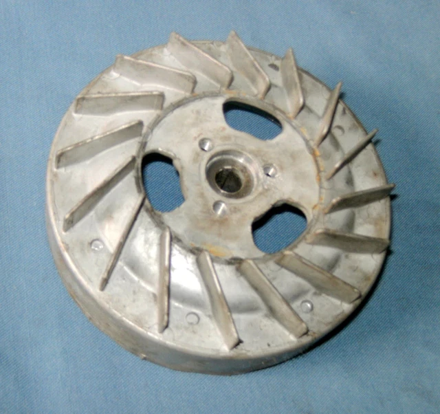 SOLEX  ROTOR VOLANT MAGNETIQUE VELOSOLEX 1700 peut aller sur 2200 3300 3800 5000