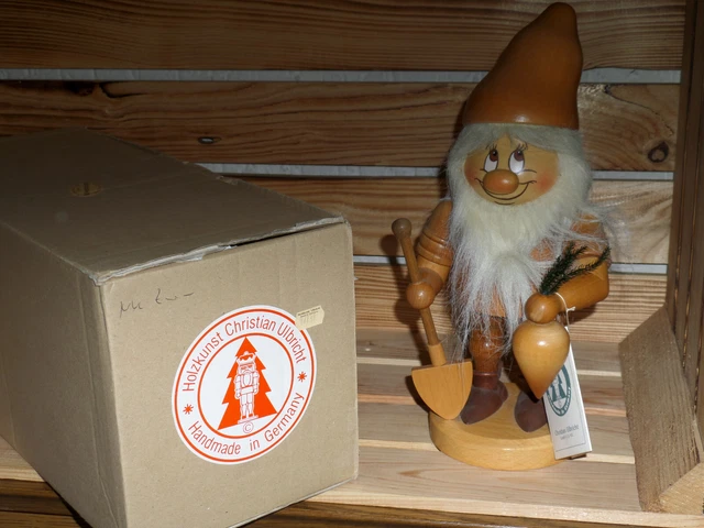 CHRISTIAN ULBRICHT NUSSKNACKER Wichtel Gärtner mit Rübe 31cm OVP 75