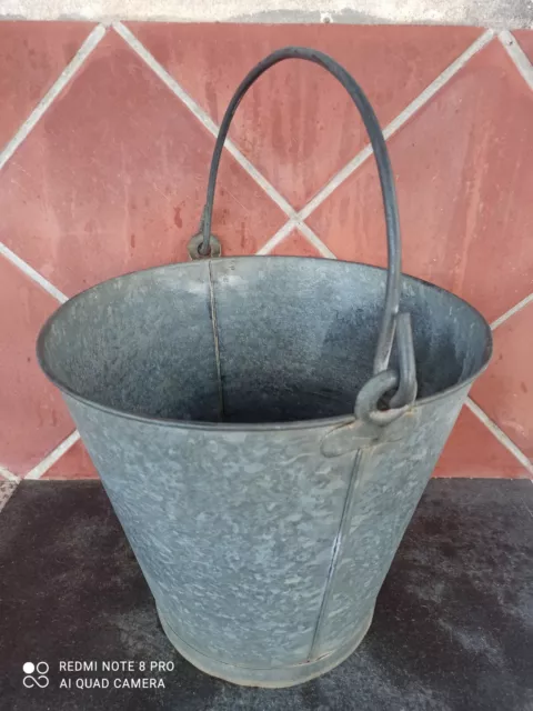 Secchio Vintage in Ferro Zincato LT. 18 D. CM35 X H. CM 31  BUONE CONDIZIONI
