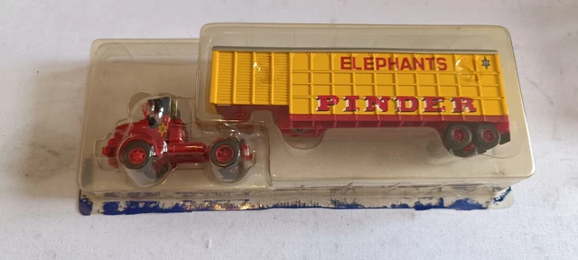 ODEON,BERLIET TR 12 4x2 avec remorque pour Éléphant
