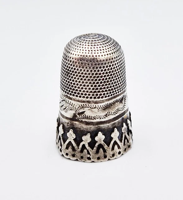 GEORGIAN STERLING SILVER THIMBLE c1820