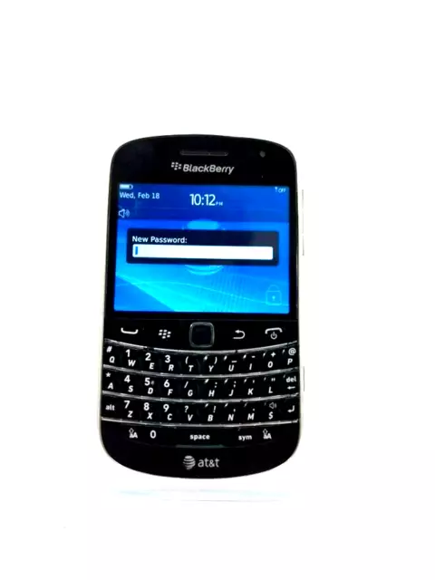 BlackBerry Bold 9900 - 8GB - Black (AT&T) 3G GSM WiFi Qwerty Touch Smartphone