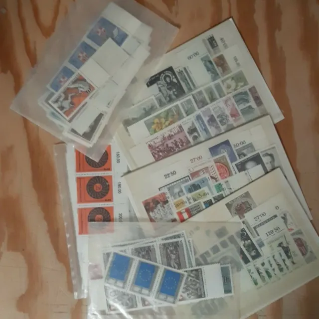 Österreich Lot Briefmarken aus den 60er, 70er Jahren postfrisch ** viele Ränder