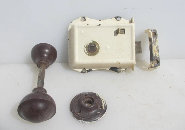 ANTIQUE IRON BATHROOM Door Rim Lock Vintage Old WC Bakelite Knobs ...