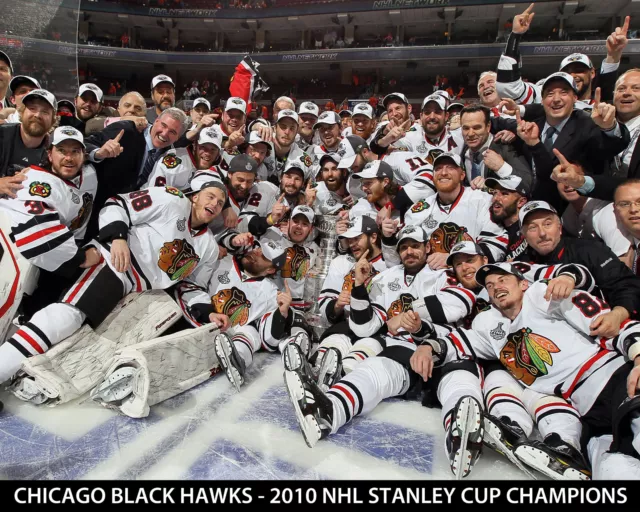 Chicago Black Hawks - 2010 Stanley Cup Champions 8x10 Team Photo