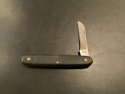 Victorinox Swiss Army Knife Black Gardener 100mm