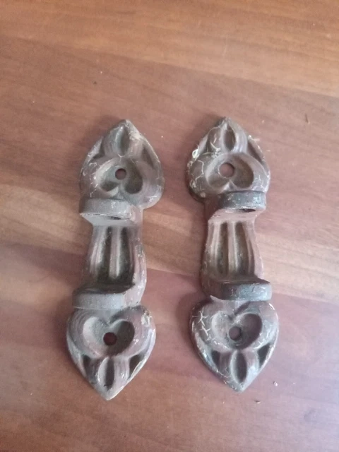 Antique vtg Art Nouveau Cast Iron WALL BRACKET Curtain Rod Holder, Oil Lamp B18