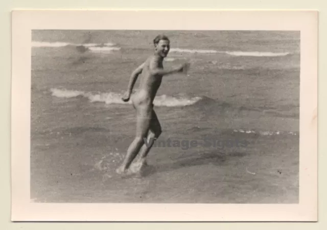 Nude German Soldier About To Take A Swim In Russia / Gay INT (Vintage Photo ~193