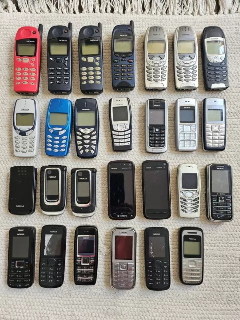 27 x Nokia Handy Konvolut ( Defekt )