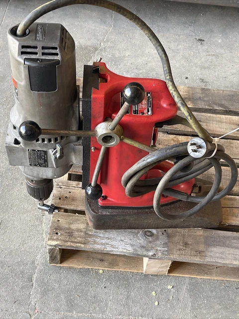 Milwaukee 4231 4291-1 Magnetic Drill Press (z100