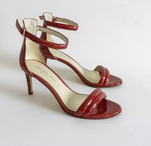 Kenneth Cole Reaction Women's Red Stacked Ankle Strap Sandals Size 6M Pre-owned