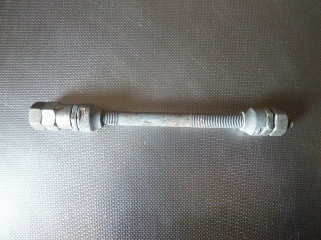 Écrou D'axe De Roue 9,5 Mm – Ancien Stock Pour Motobecane, Peugeot, Cyclo, MBK (135 Mm)