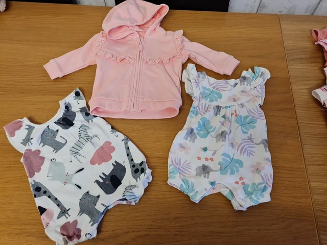 Baby Girls Huge Clothes Bundle. 86 Items Fist size, Newborn & 0-3 Months 12