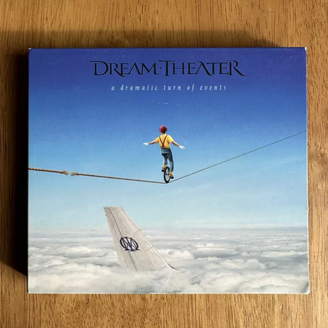 Dream Theater: A Dramatic Turn of Events - Special Edition 2-disc (CD + DVD)