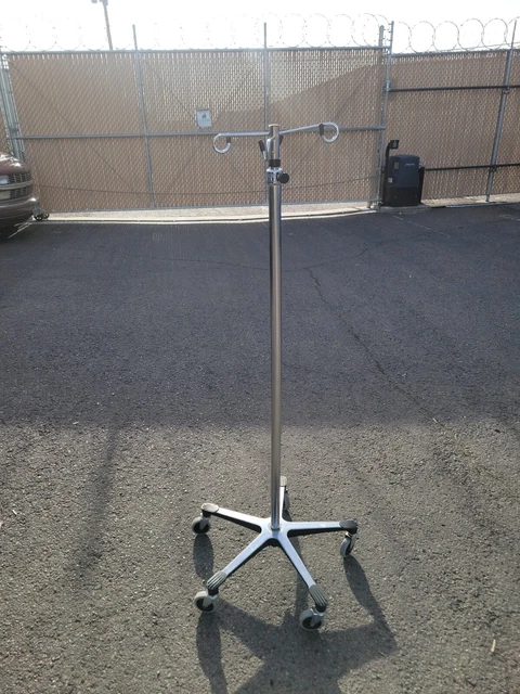 BLICKMAN BUILT telescopic IV bag holder with 5 metal legs