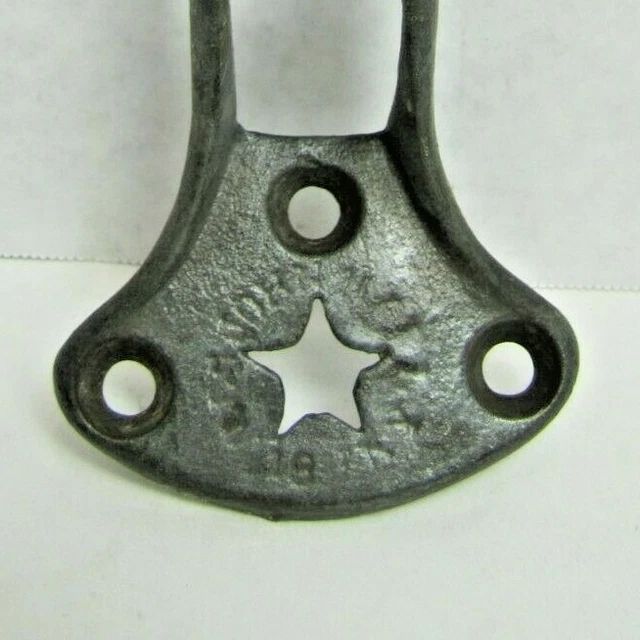 Antique STAR West 18th St NEW YORK Metal 3/4" Flag Pole Holder Bracket Hardware 4