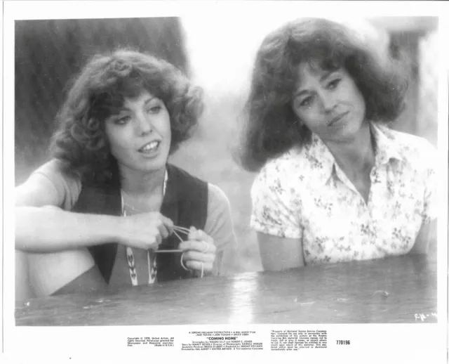 Movie Photo, Jane Fonda and Penelope Milford from "Coming Home", 1978