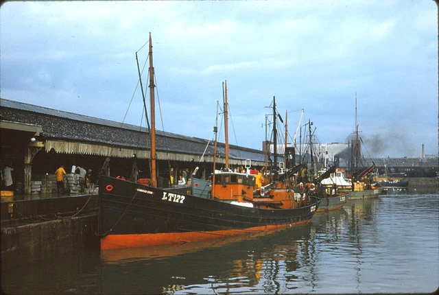 Photo Vintage D’un Chalutier De Pêche à La Morue à Fécamp (Groenland, Années 1950) – Tirage Argentique Original