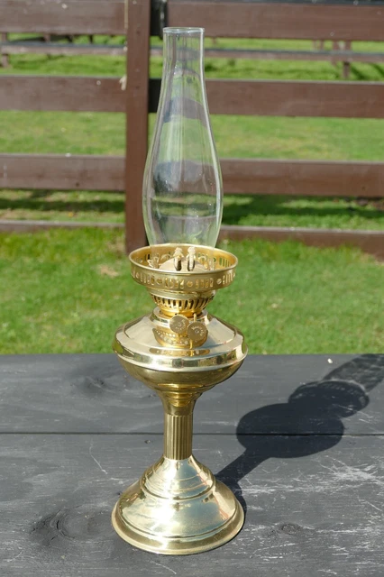 Antique oil discount lamp chimney