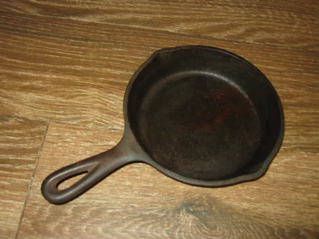 Vintage LODGE #3 SK D Unmarked 6” CAST IRON Skillet 3 Notch MADE IN USA