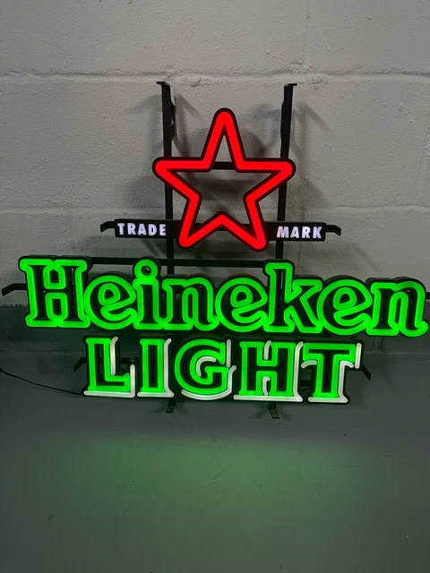 HEINEKEN BEER LIGHT UP LED  Hanging SIGN  Ex Condition  Bright color lights