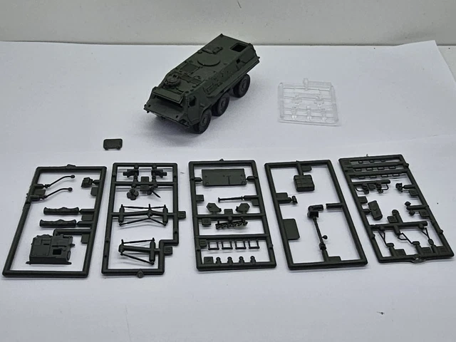 ROCO HERPA MINITANKS 1:87 HO Hemtt M997 Oshkosh Pritsche+Plane EUR 6,50 - DE