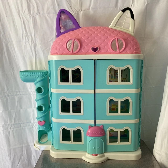 Trefl Boom Boom Gabby's Dollhouse - Gioco Di Carte Dinamico Con Campanella Per Bambini 6+ | Party Game Per Famiglia E Amici