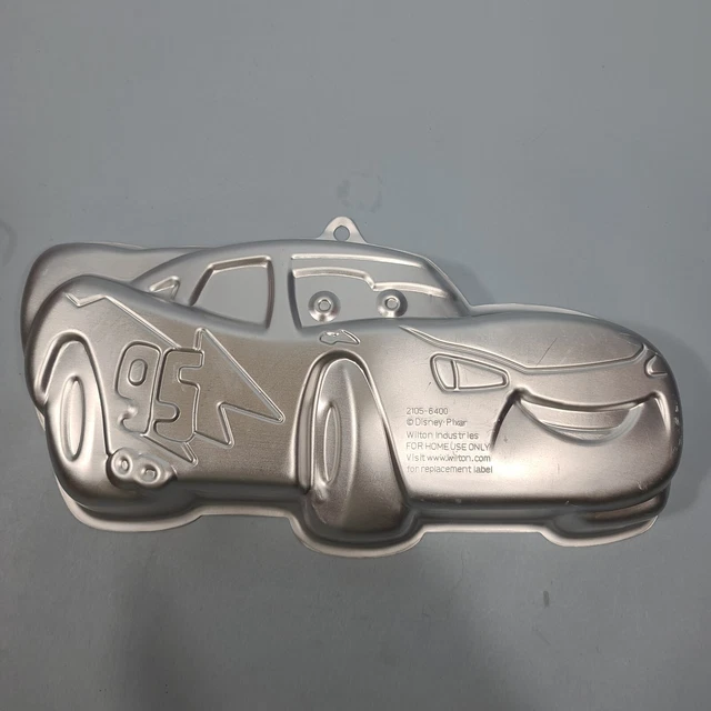 WILTON DISNEY CARS LIGHTNING McQUEEN Cake Pan Baking Mold 21056400