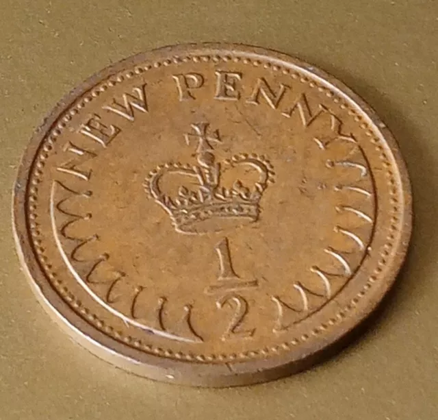 1973 queen Elizabeth II Half New Penny Coin UK  EAG792 Free Delivery