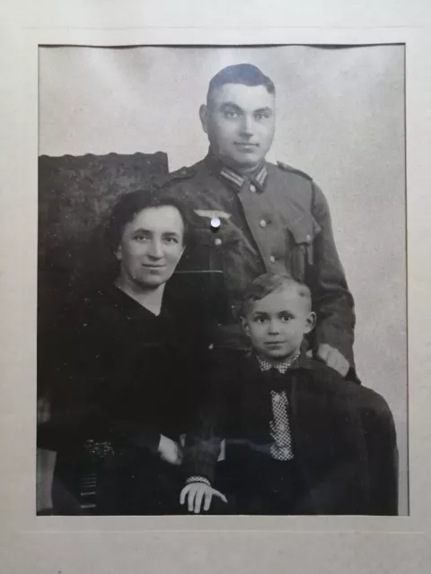 Foto Bild Porträt Portrait Wehrmacht Familie Soldat Uniform WK2 WWII Original