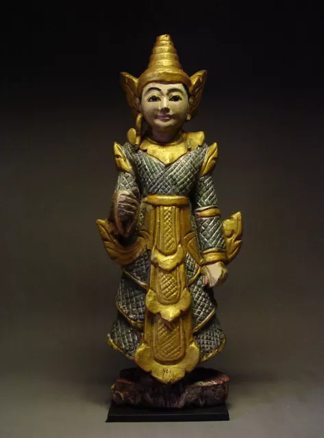 ANTIQUE BURMESE WOOD-CARVED STANDING MANDALAY NAT SPIRIT, MYANMAR 19th C. Lot 03