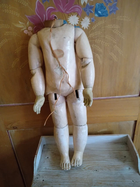 corps ancien Steiner de poupée ancienne