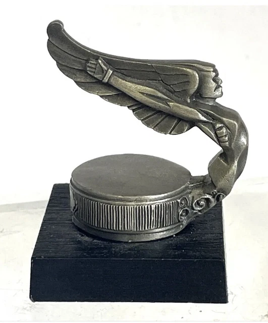 Essex  Flying Man Hood Ornament 1983 Franklin Mint Fine Pewter Miniature