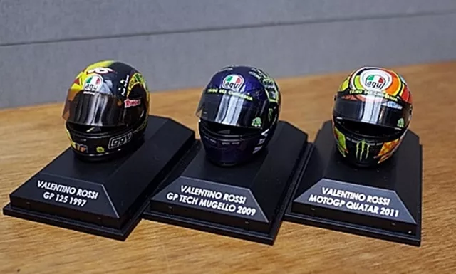 Valentino Rossi World Champion Collection 1:8 Helmet Diecast models