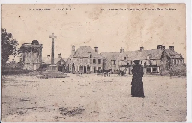 CPA 50 NORMANDIE COTENTIN près Cherbourg FLAMANVILLE  La Place 1904 animée