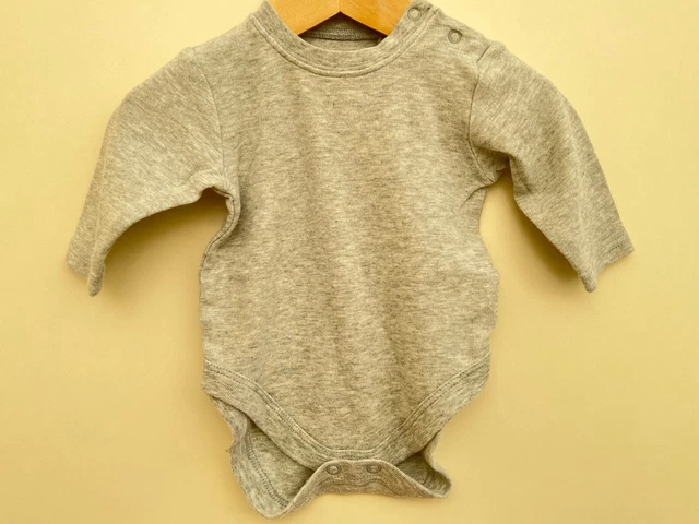 Pacchetto di abbigliamento per bambine età 0-3 mesi cura della madre Disney successivo 3