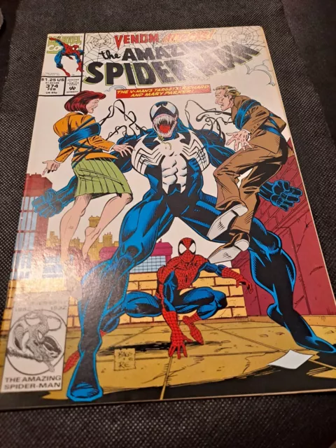 MARVEL COMICS 374 FEB VENOM ATTACKS THE AMAZING SPIDER-MAN COMIC BOOK!  e7062UXX