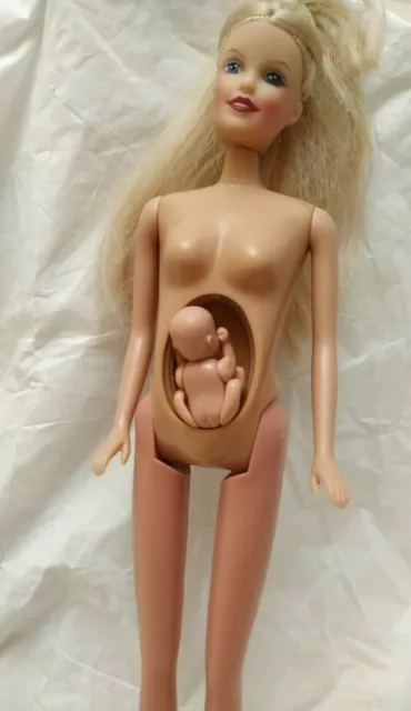 POUPÉE MANNEQUIN ENCEINTE avec bébé dans son ventre EUR 5,00