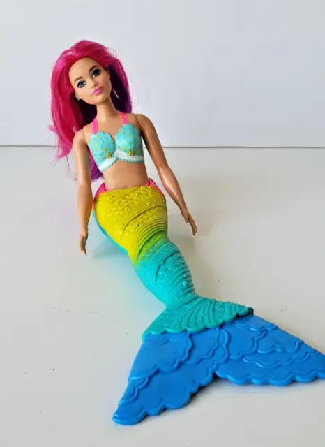 Geniune Barbie Mermaid Doll Dreamtopia Mattel