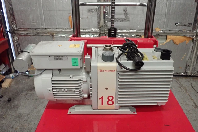 Edwards 18 E2M18 / Agilent G1833-81003 Rotary Vane Vacuum Pump A363-24-904