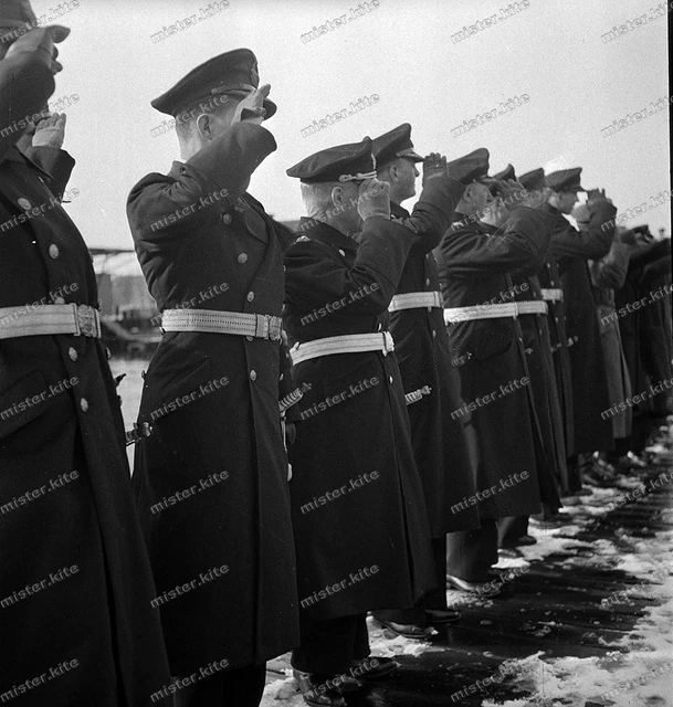 INDIENSTSTELLUNGUBOOT 234UNTERSEEBOOTBESATZUNG1944KIEL