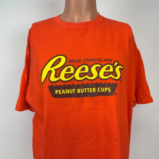 Reeses Peanut Butter Cups Logo T Shirt Vtg Y2K Milk Chocolate Size XL