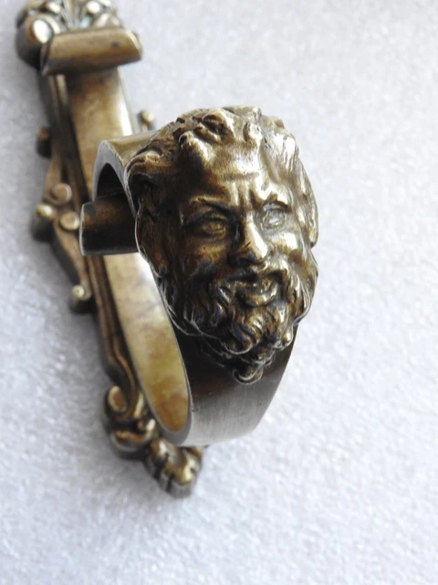 Paire de patères anciennes en bronze doré cube, Art Deco, 1930