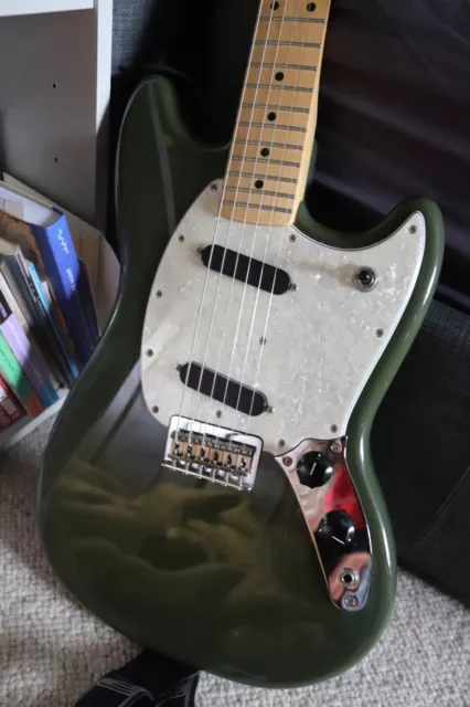 Fender Mustang Guitar Player Series Olive Green